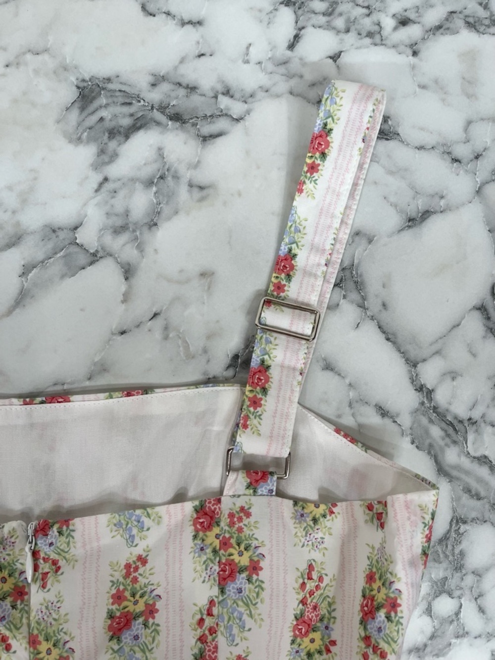 Petal & Pup Gabriela flower bouquet print maxi dress ivory pink cottagecore S - Picture 12 of 15